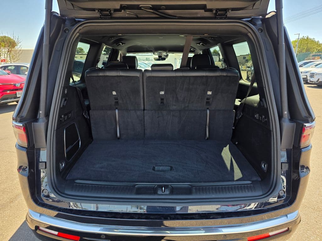 2025 Jeep Wagoneer Series II - Photo 15