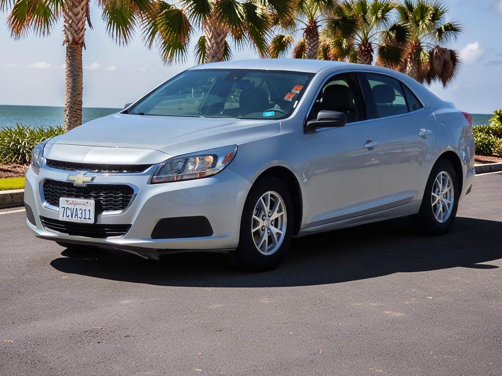 2014 Chevrolet Malibu LS - Photo 4