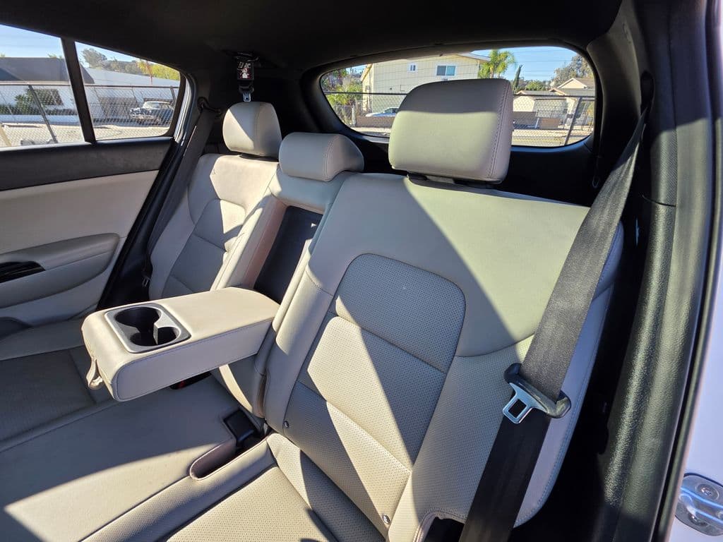 2020 Kia Sportage S - Photo 18