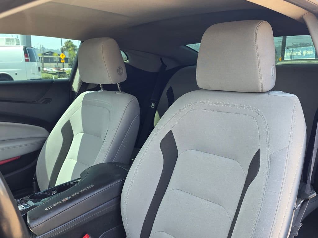 2019 Chevrolet Camaro 1LT - Photo 13