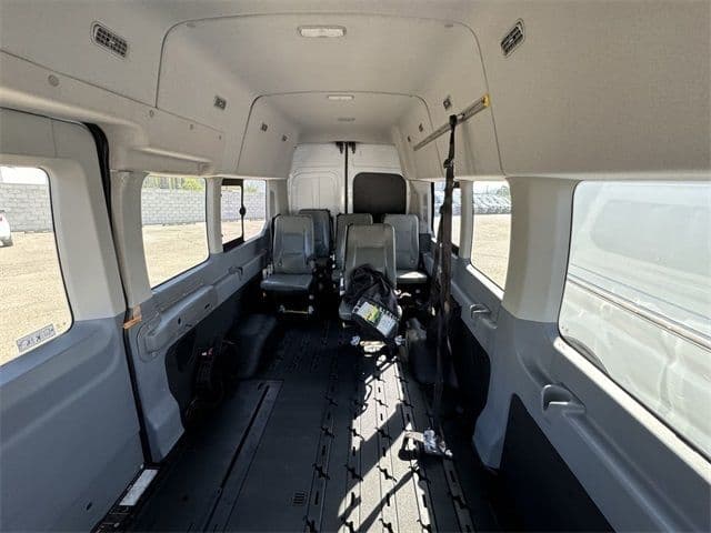 2018 Ford Transit-350 XL - Photo 24