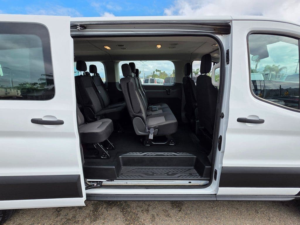2020 Ford Transit-350 XLT - Photo 13