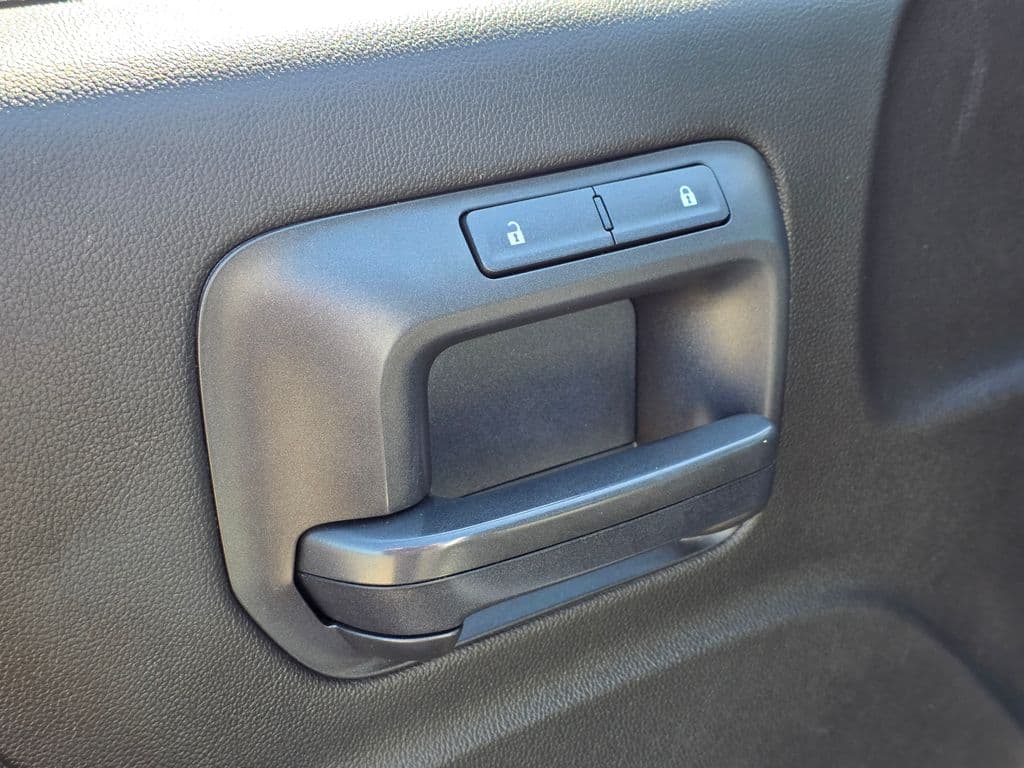 2017 Chevrolet Silverado 1500 WT - Photo 19