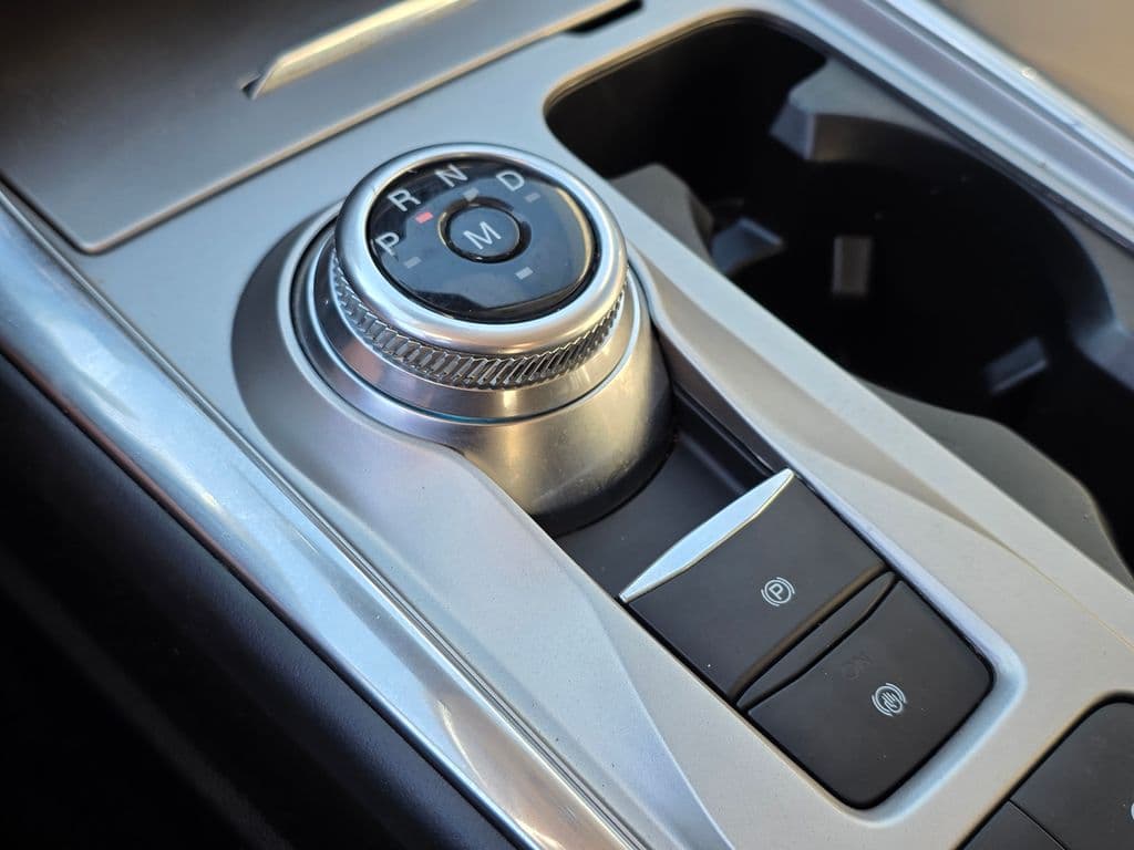 2020 Ford Explorer XLT - Photo 18