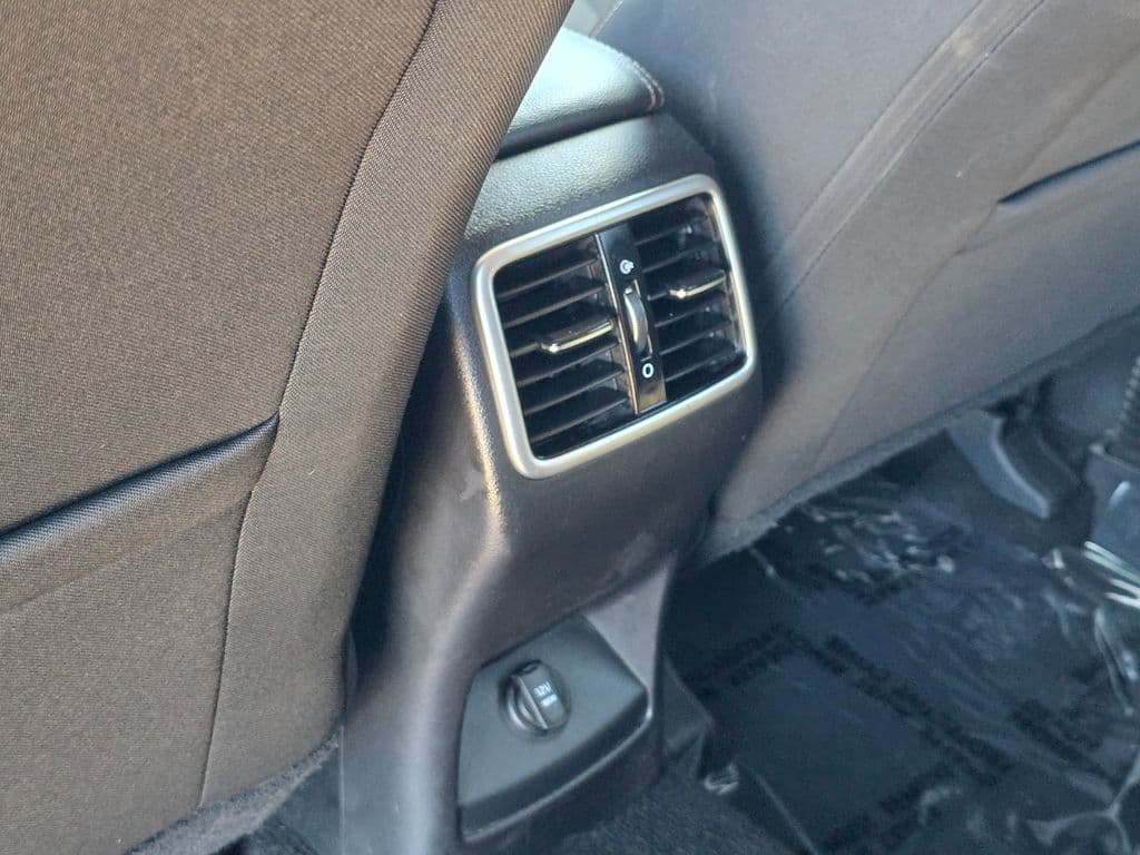 2021 Kia Sportage LX - Photo 19
