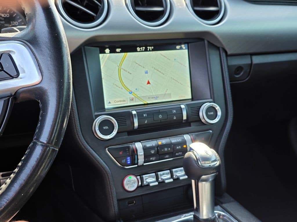 2018 Ford Mustang EcoBoost Premium - Photo 26