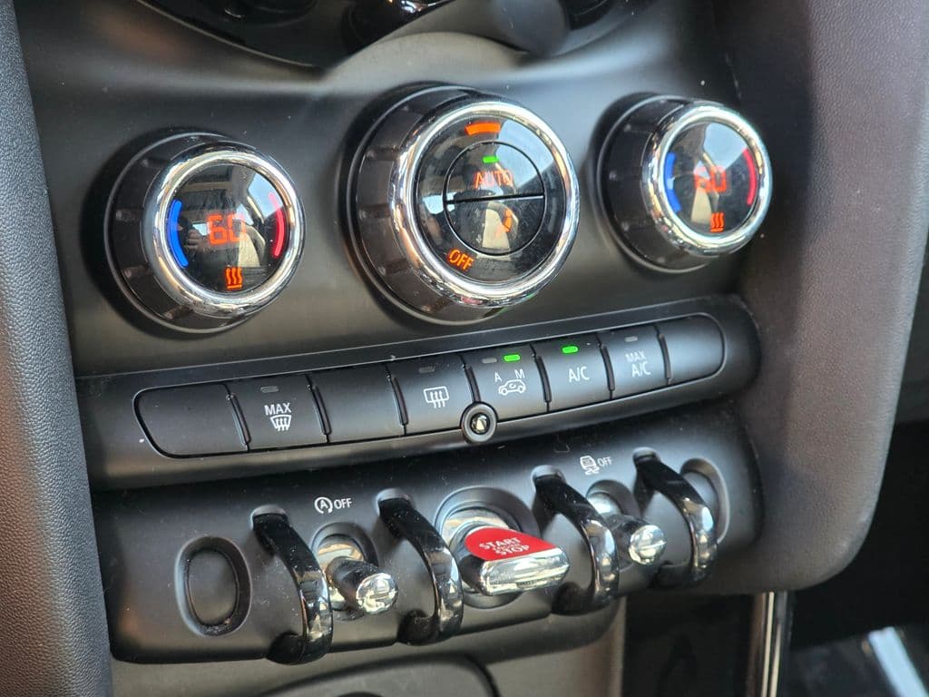 2016 MINI Cooper Base - Photo 29