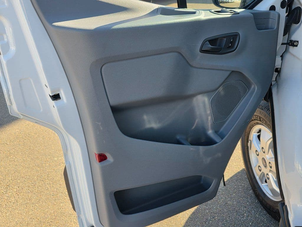 2018 Ford Transit-350 XLT - Photo 24