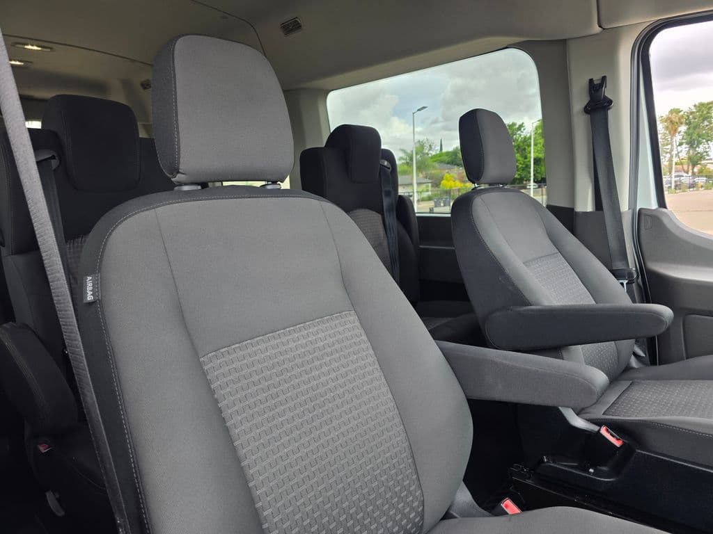 2023 Ford Transit-350 XLT - Photo 7