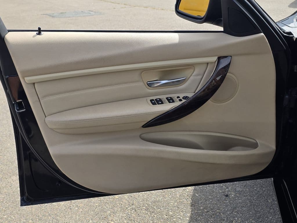 2014 BMW 3 Series 328i - Photo 25