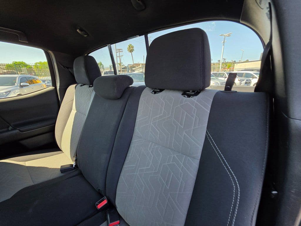 2020 Toyota Tacoma TRD Off-Road - Photo 17