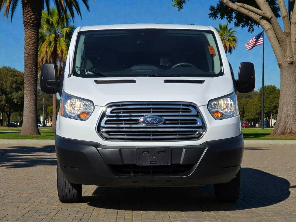 2018 Ford Transit-350 XLT - Photo 3