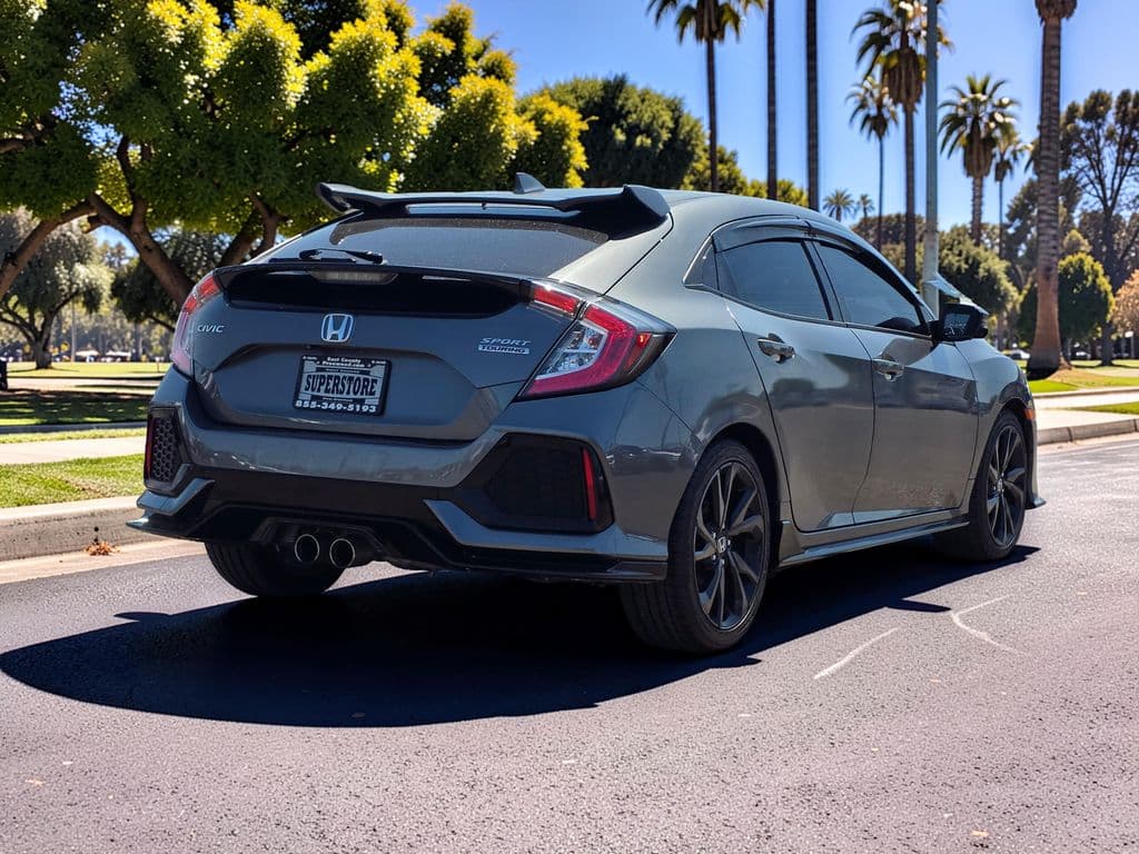 2018 Honda Civic Sport Touring - Photo 8