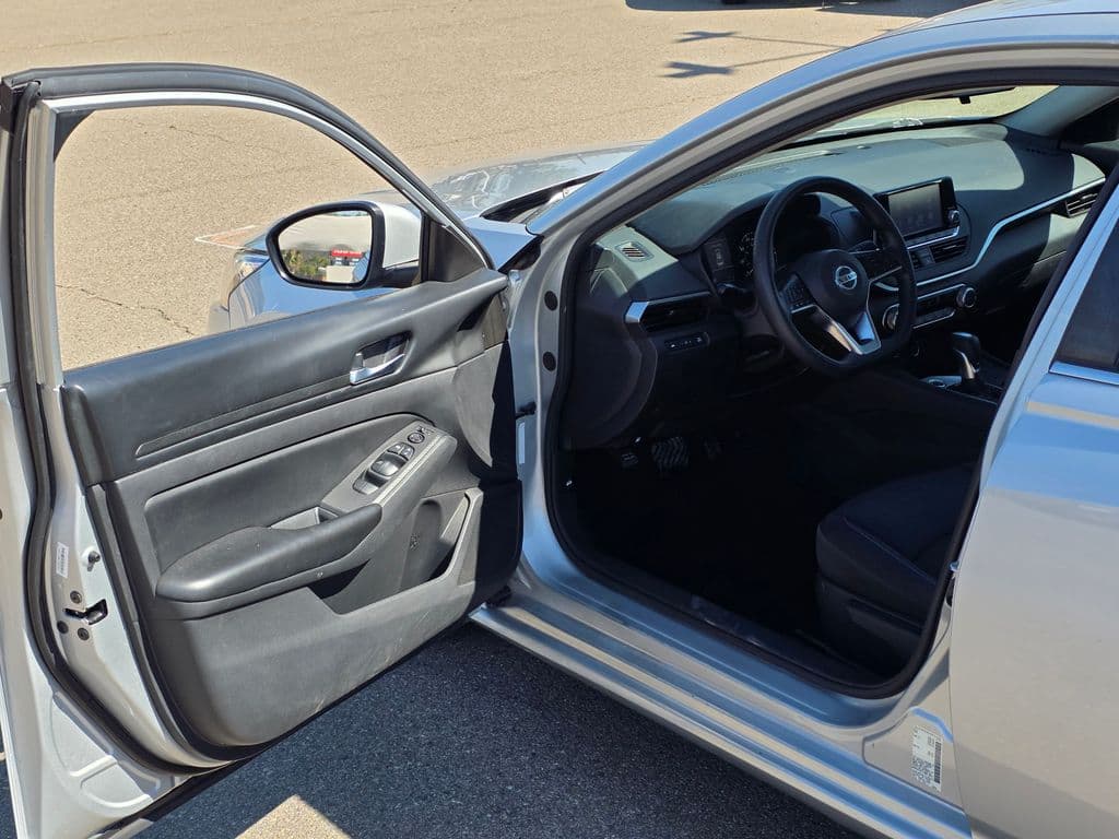 2022 Nissan Altima 2.5 S - Photo 40