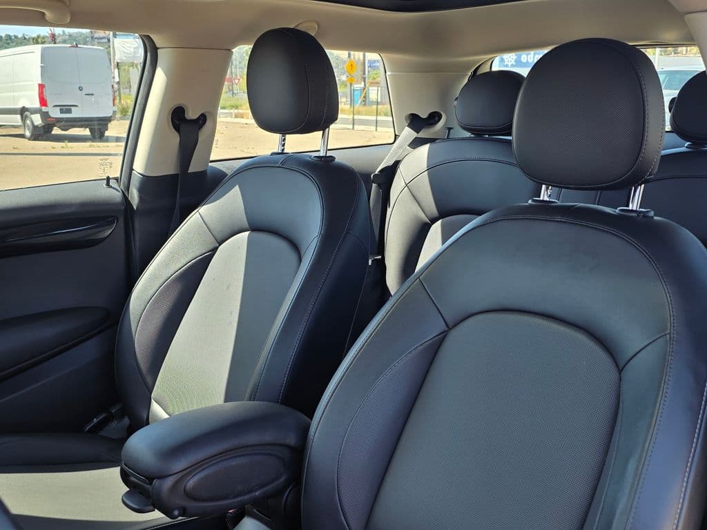 2016 MINI Cooper Base - Photo 19