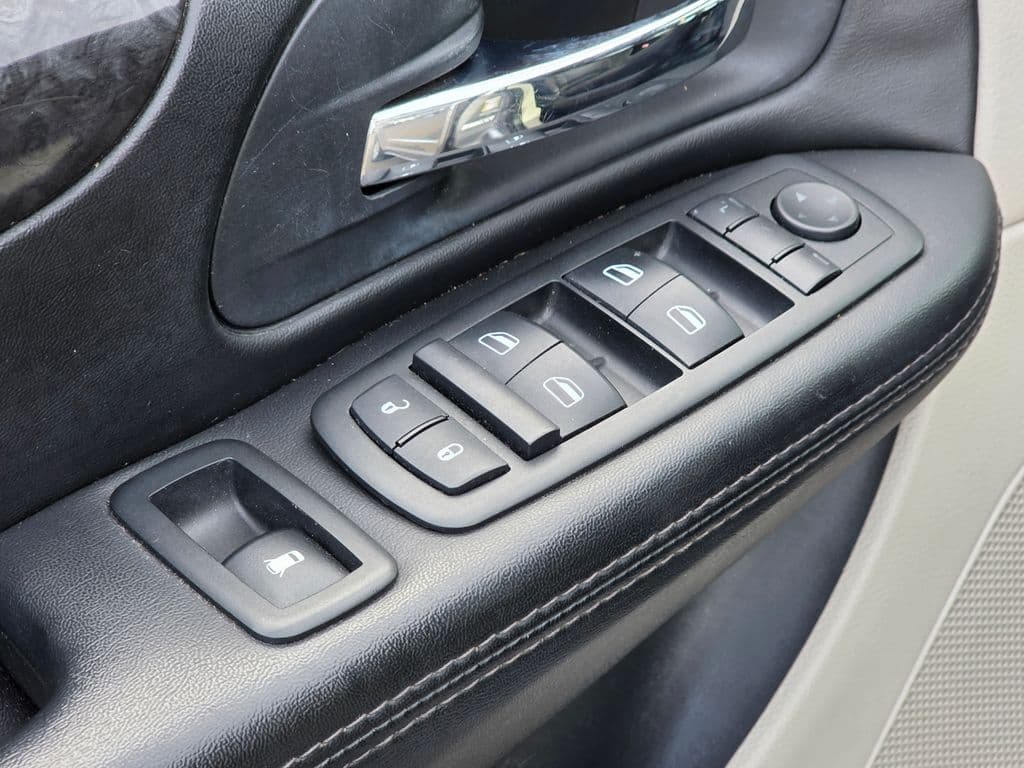 2014 Dodge Grand Caravan SE - Photo 23