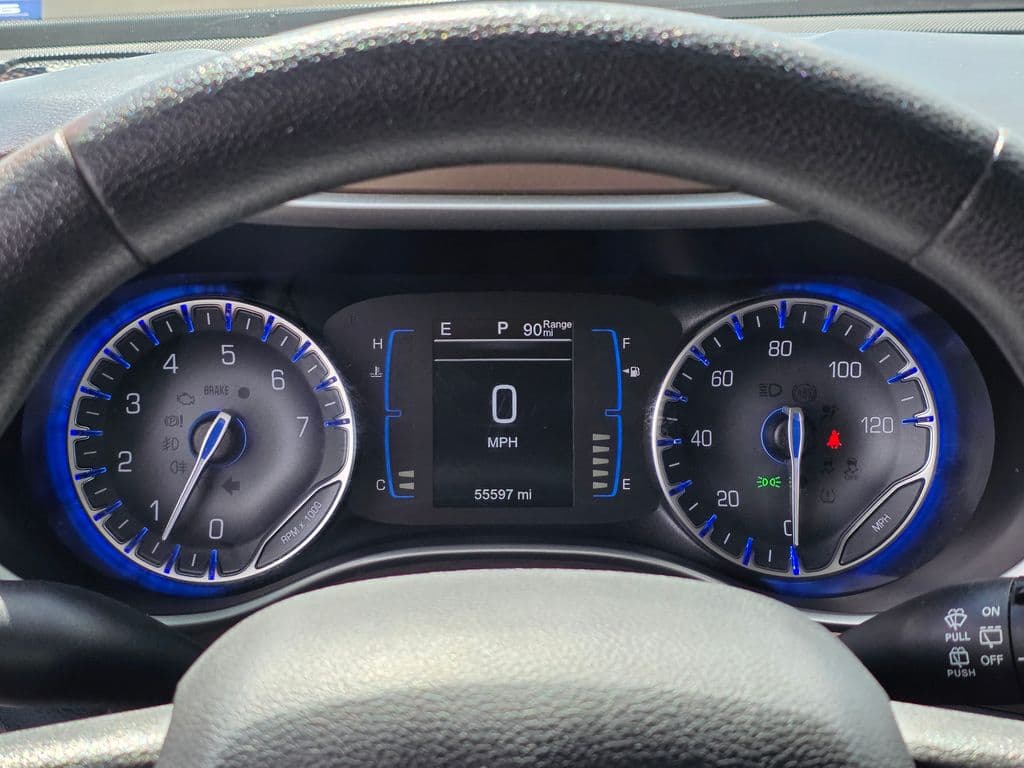 2017 Chrysler Pacifica LX - Photo 26