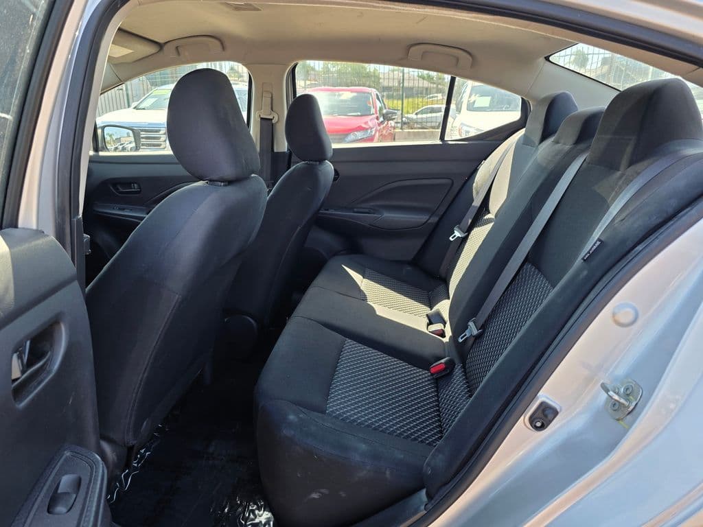 2021 Nissan Versa 1.6 S - Photo 16