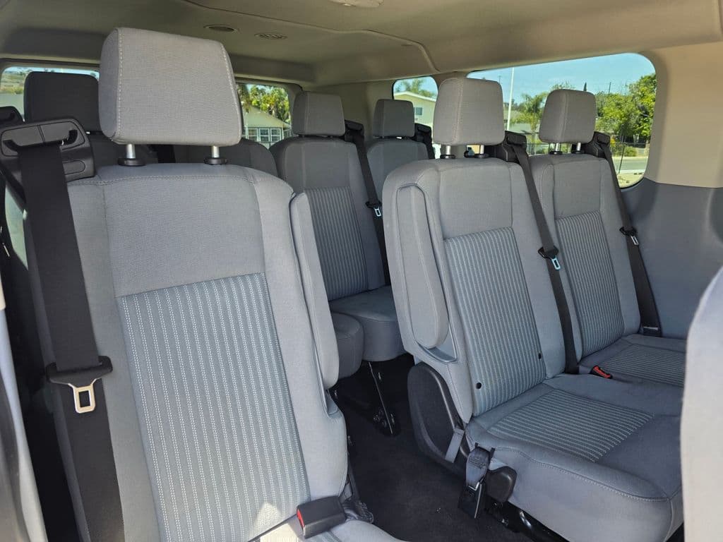 2019 Ford Transit-350 XLT - Photo 16