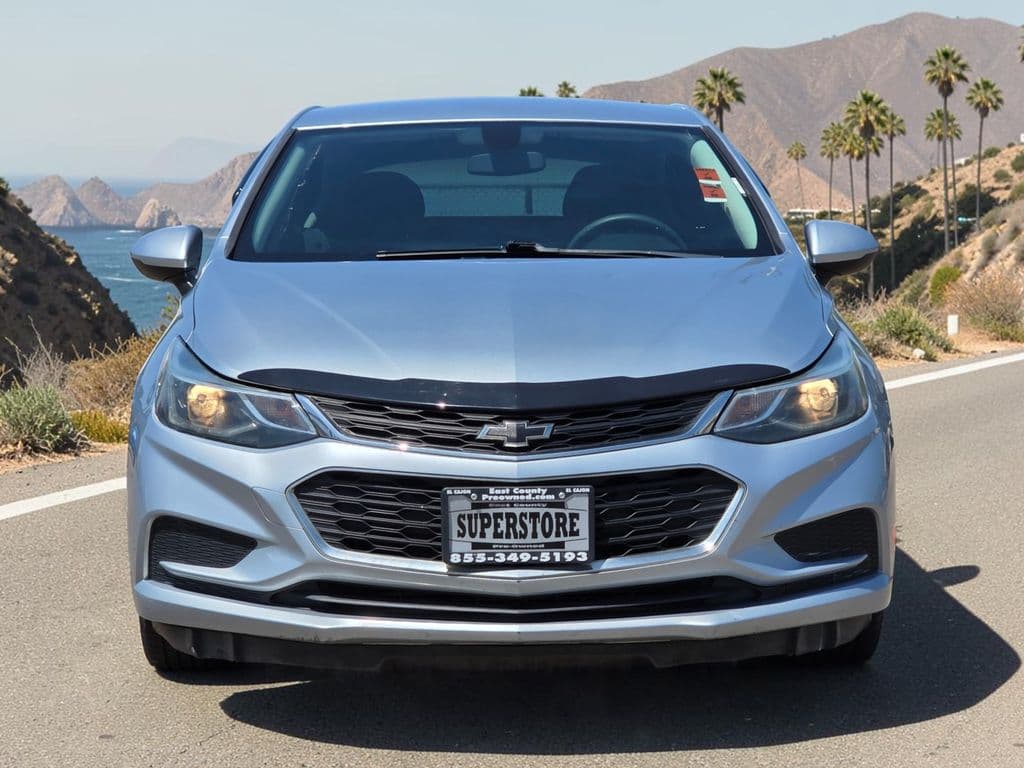 2018 Chevrolet Cruze LT - Photo 3