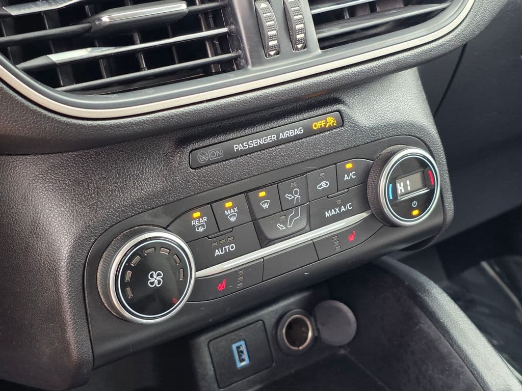 2020 Ford Escape SE Sport Hybrid - Photo 33