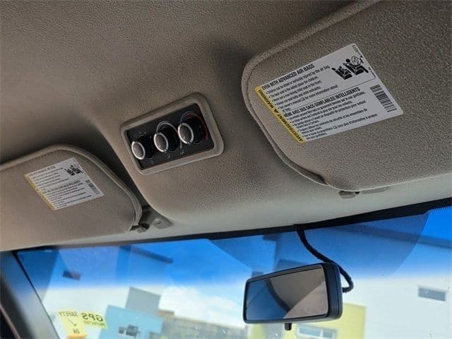 2014 Chevrolet Express 1500 LT - Photo 11