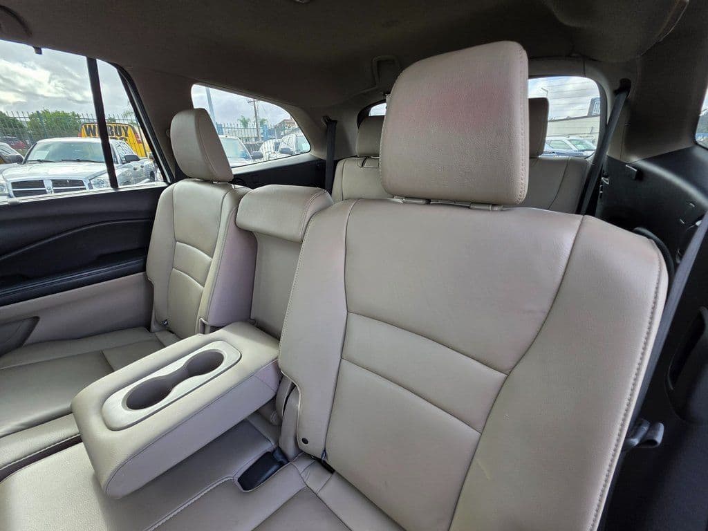 2019 Honda Pilot EX-L - Photo 20