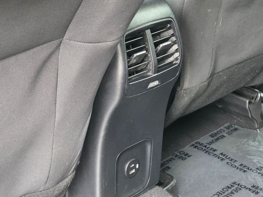 2020 Ford Escape SE Sport Hybrid - Photo 22