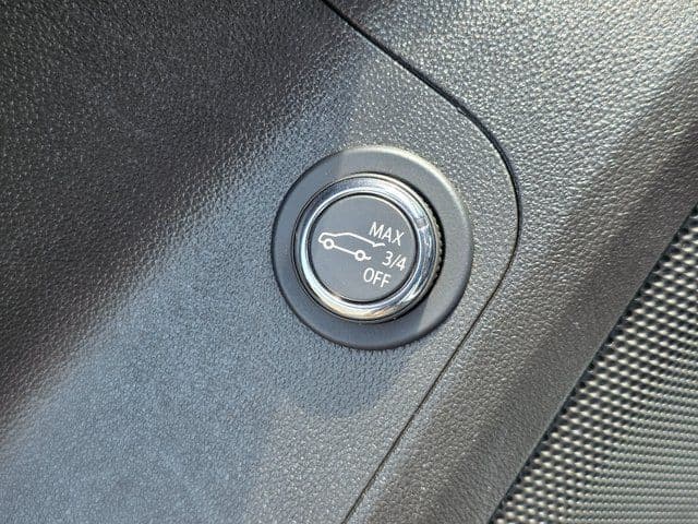 2023 GMC Acadia SLT - Photo 27