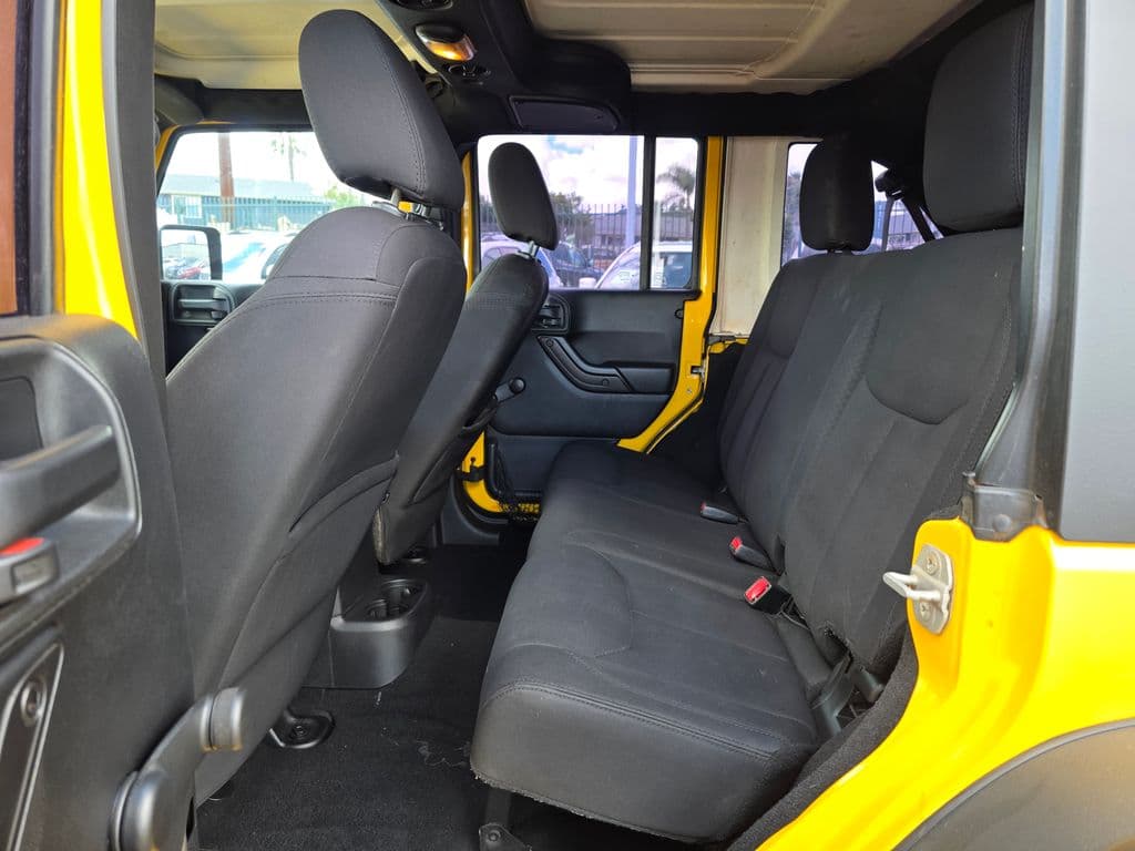 2015 Jeep Wrangler Unlimited Sport - Photo 20