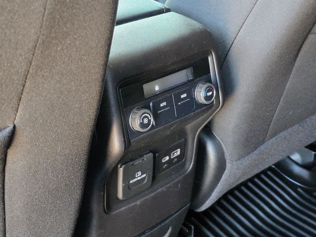 2022 GMC Acadia SLE - Photo 21