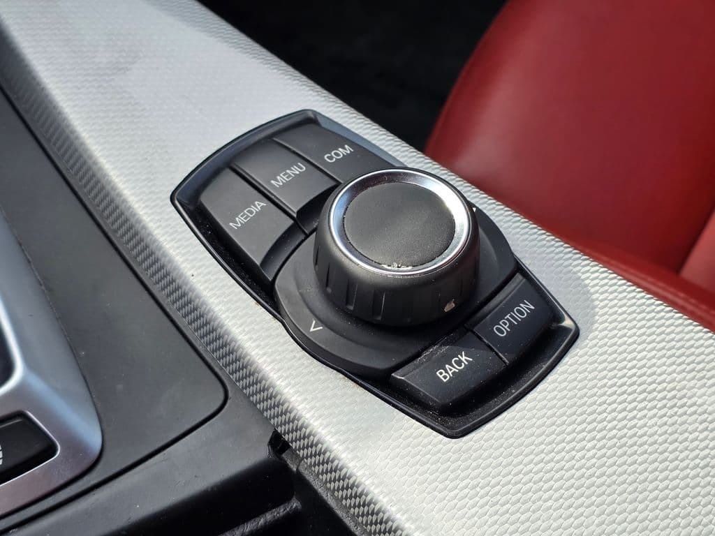 2018 BMW 3 Series 320i - Photo 35