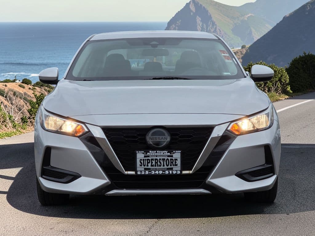 2022 Nissan Sentra SV - Photo 3