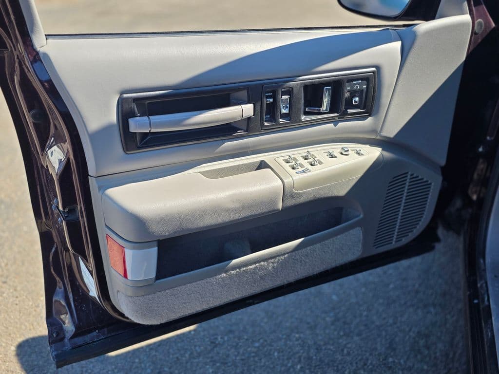 1996 Chevrolet Caprice SS - Photo 13