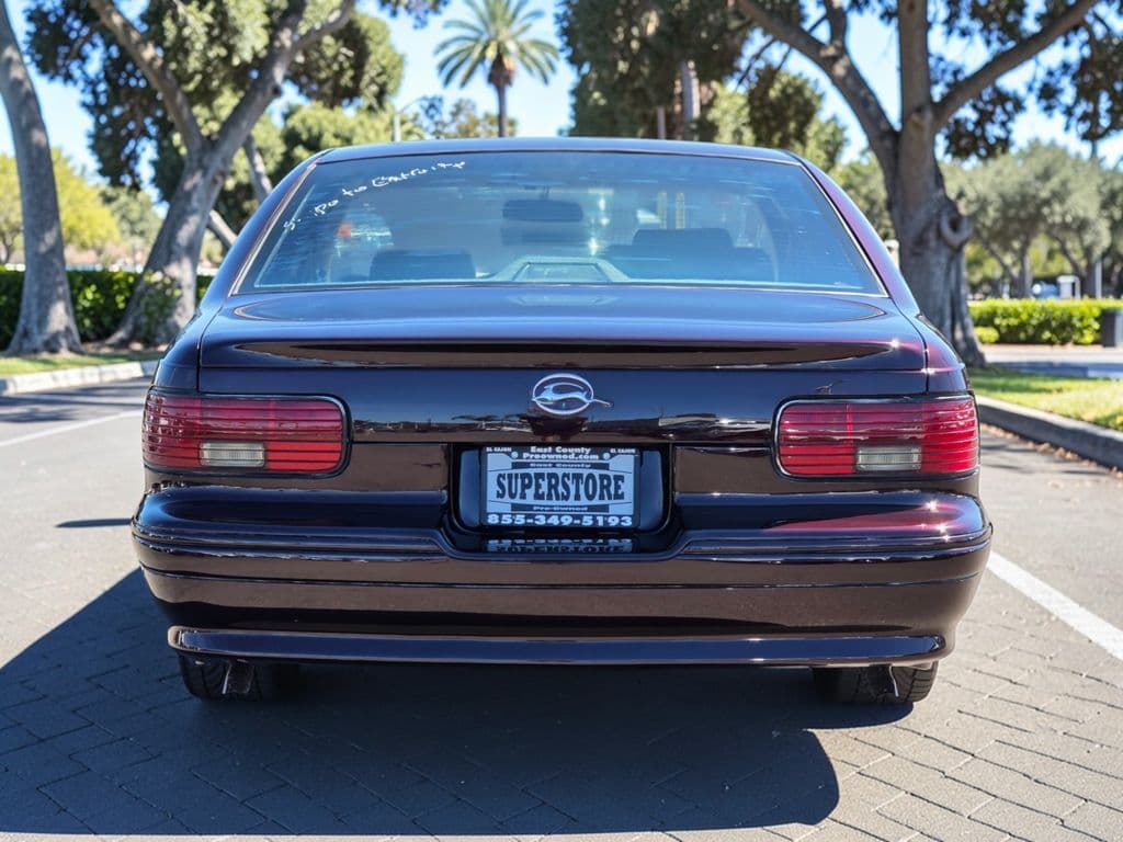 1996 Chevrolet Caprice SS - Photo 6