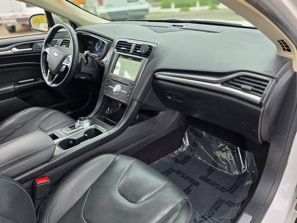 2017 Ford Fusion Titanium - Photo 9