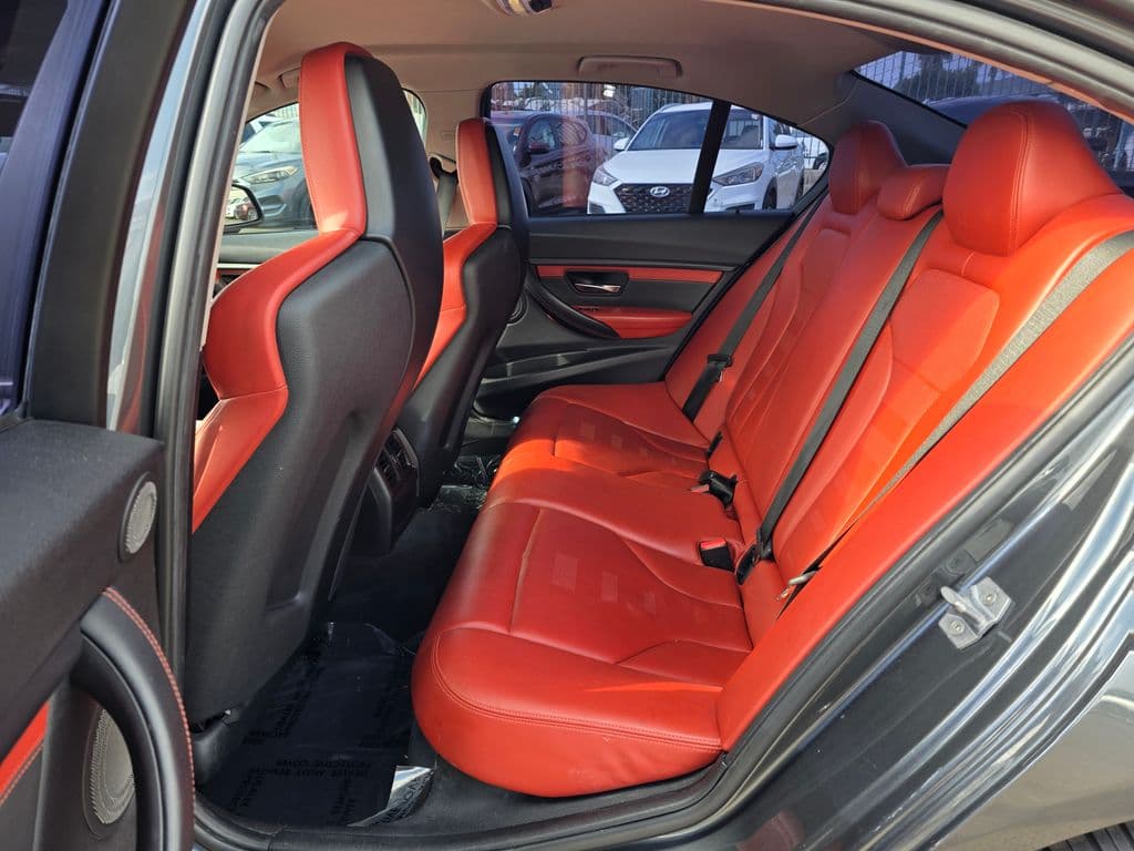 2018 BMW 3 Series 320i - Photo 18
