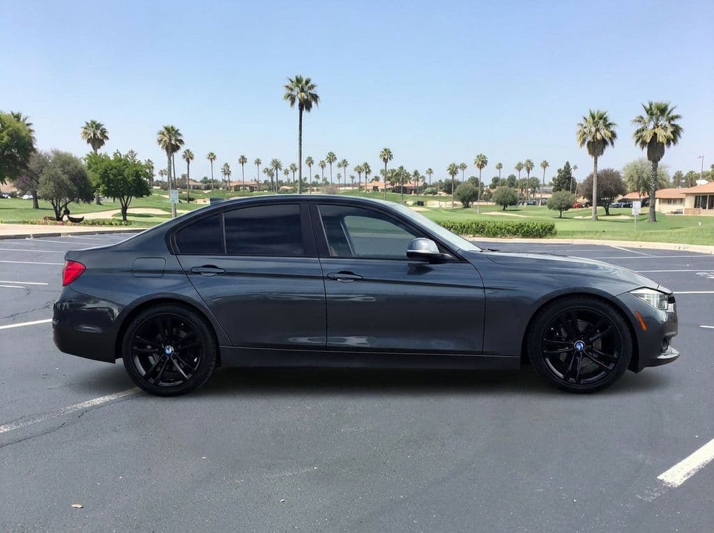 2018 BMW 3 Series 320i - Photo 9
