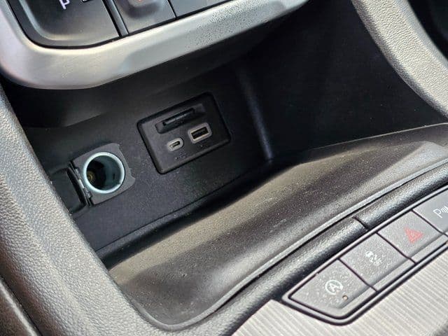 2023 GMC Acadia SLT - Photo 38