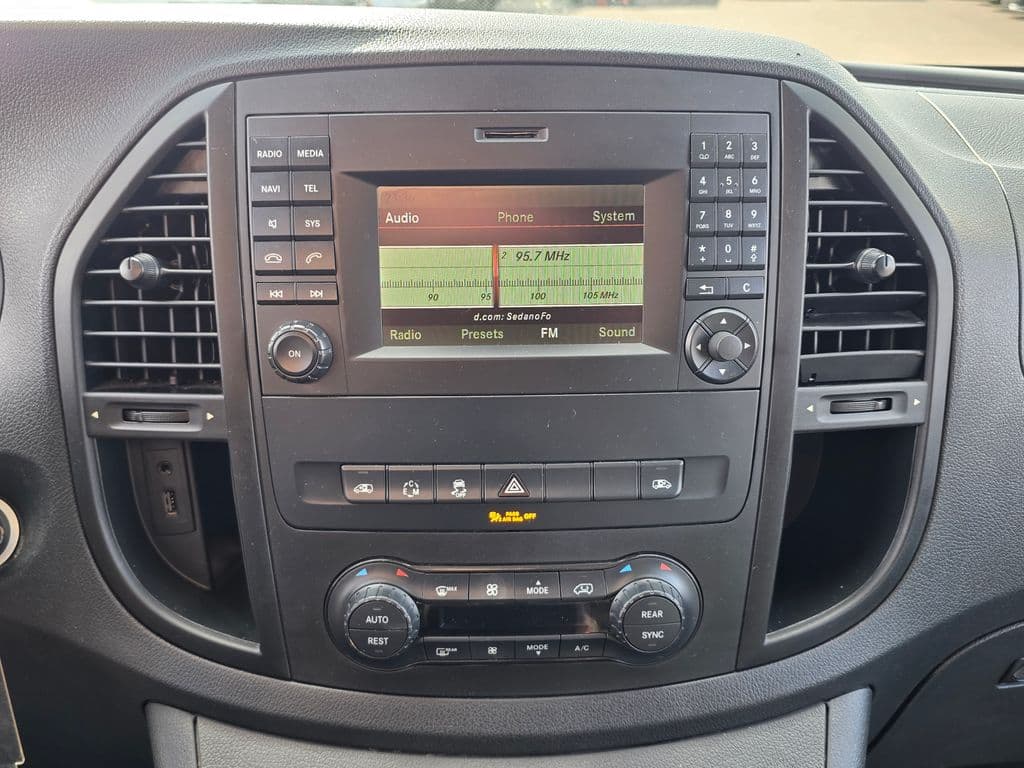 2016 Mercedes-Benz Metris Passenger - Photo 26