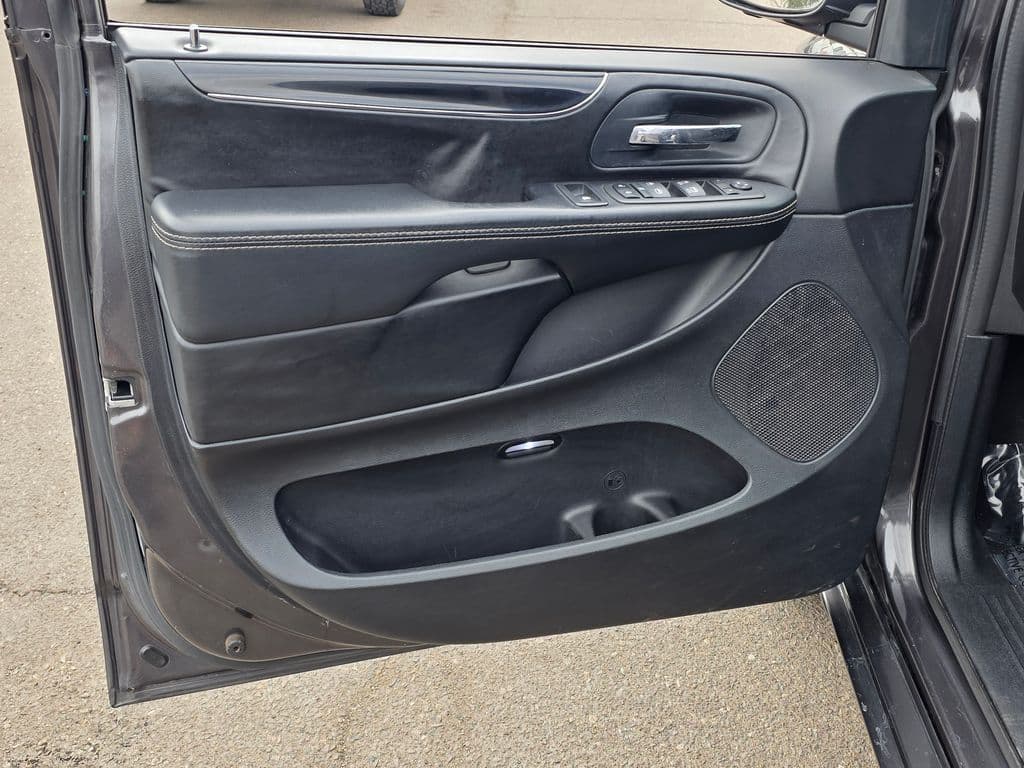 2016 Dodge Grand Caravan SE Plus - Photo 21