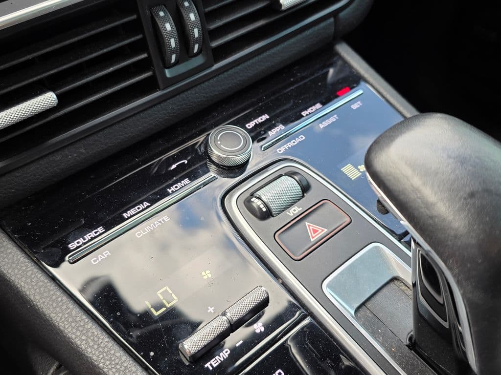 2022 Porsche Cayenne E-Hybrid - Photo 33
