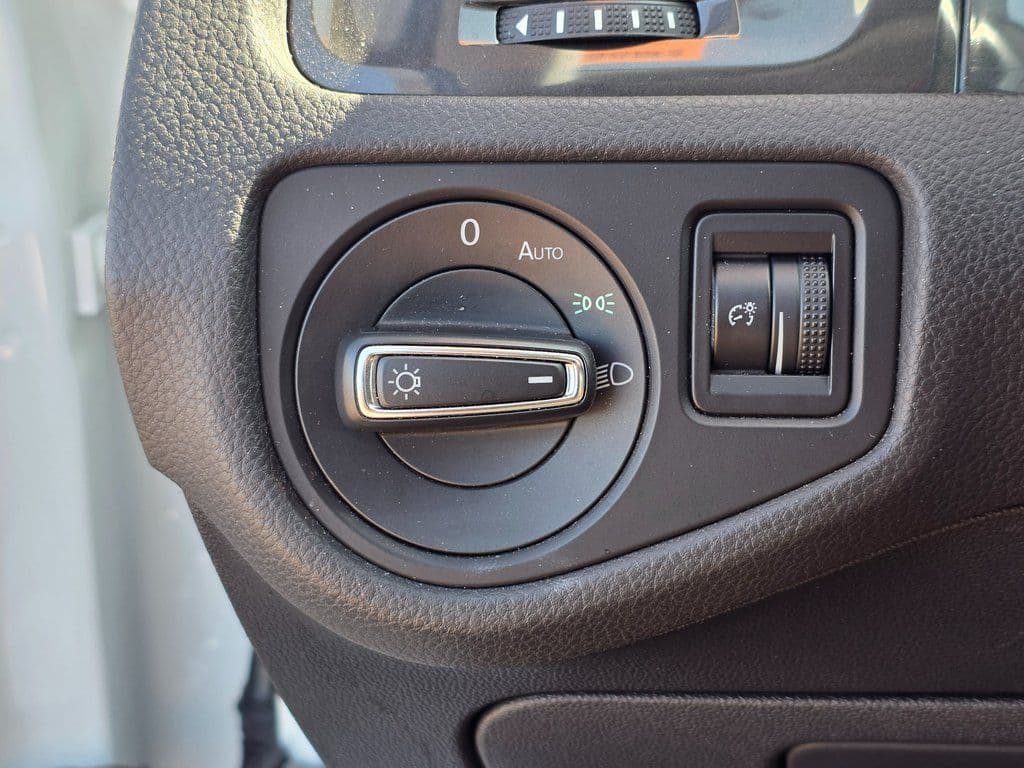 2019 Volkswagen Golf SportWagen S - Photo 37