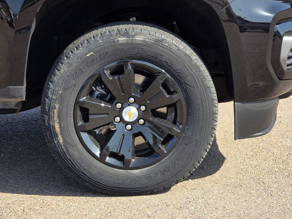 2022 Chevrolet Colorado LT - Photo 10