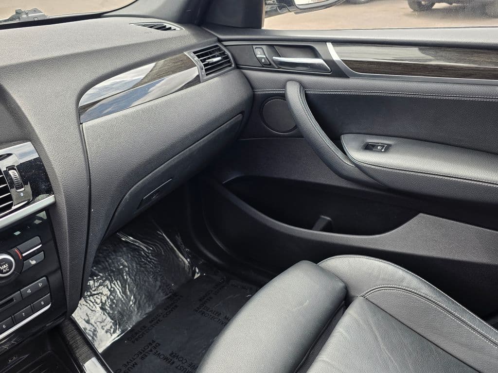 2017 BMW X3 xDrive28i - Photo 40