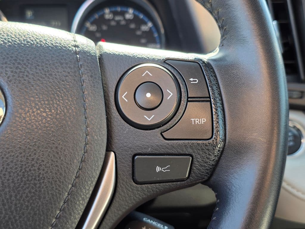 2016 Toyota RAV4 XLE - Photo 30