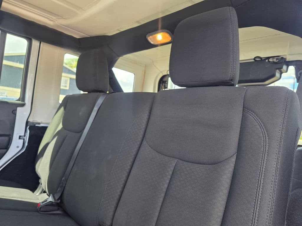 2016 Jeep Wrangler Unlimited Sport - Photo 23