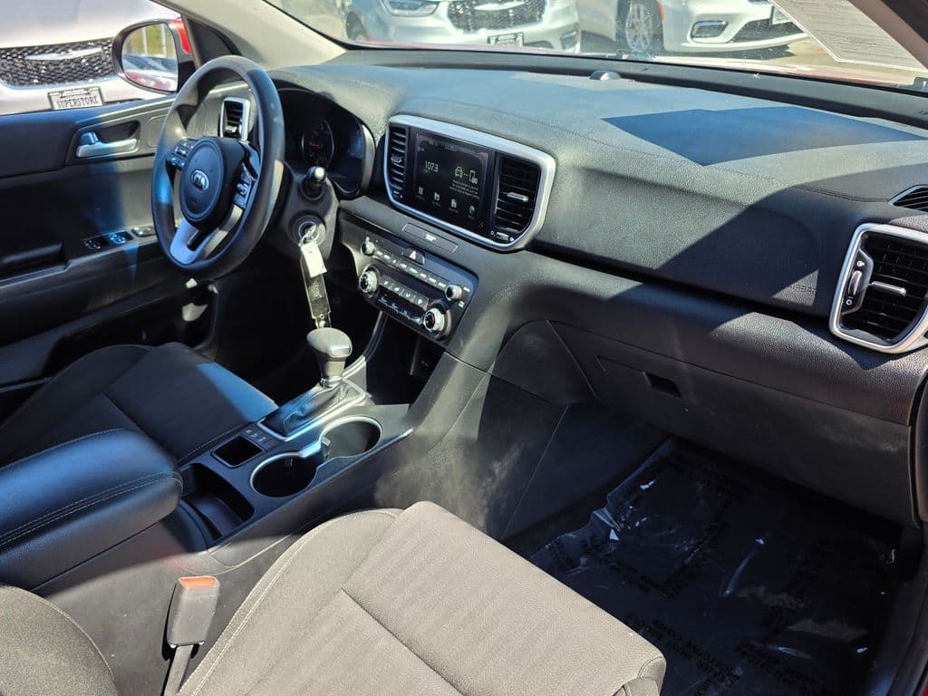 2021 Kia Sportage LX - Photo 9