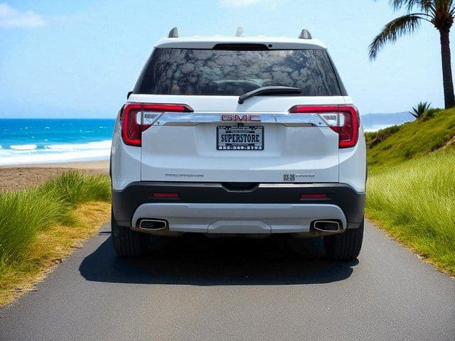2023 GMC Acadia SLT - Photo 6