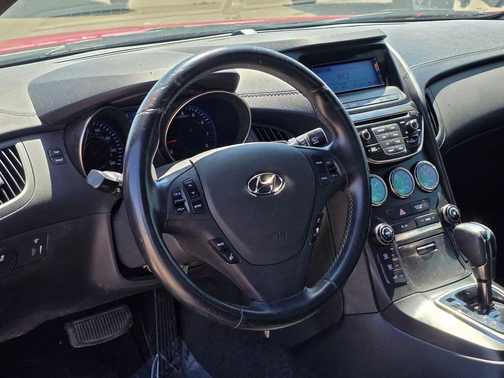 2013 Hyundai Genesis Coupe 2.0T - Photo 15